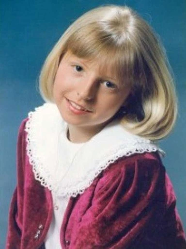 Hajdi as a child singer